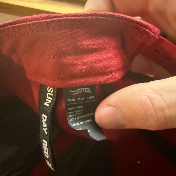 Sun Day Red golf hat - Picture 2 of 6